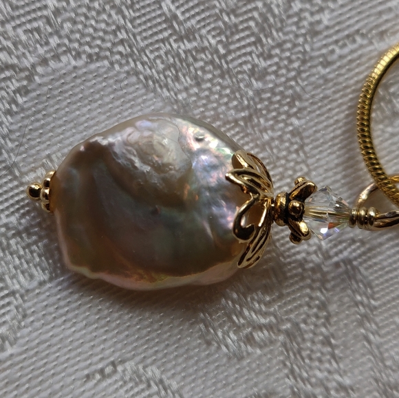 euprosyne Jewelry - Gorgeous Swarovski crystal and coin pearl necklace